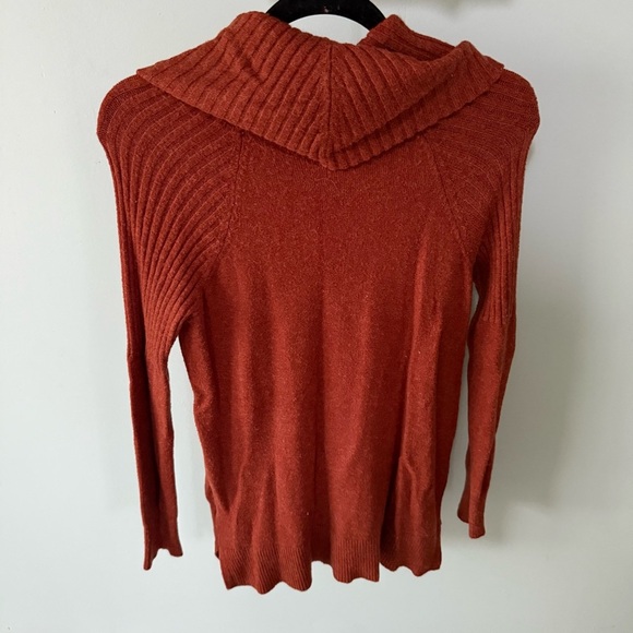 Time And Tru Cowel Neck Tunic Cozy Rust Sweater Size Medium - Picture 7 of 7